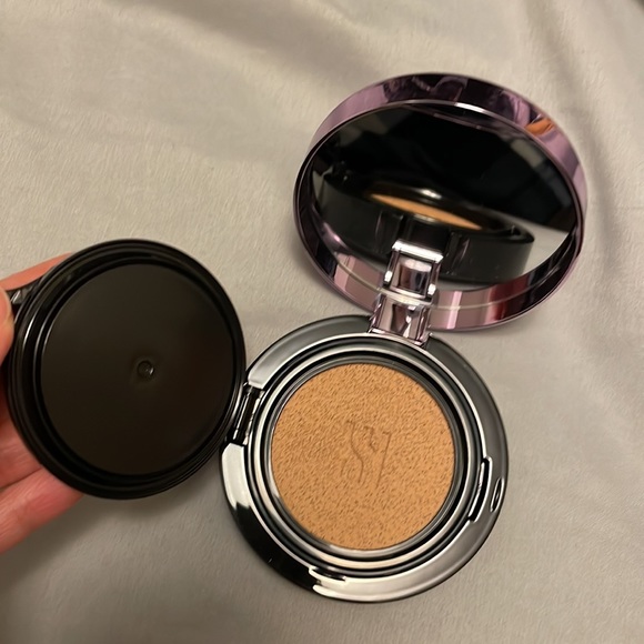 HERA ultra moisture cushion foundation - Picture 3 of 5